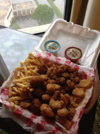 Mudbugs Cajun Seafood At The Loop