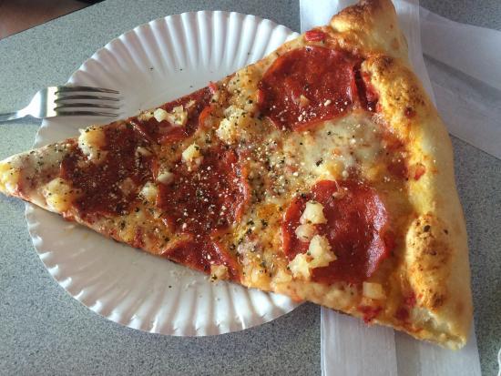 Richie B's