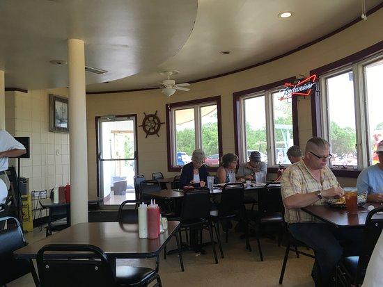 Pirate's Bar And Grill