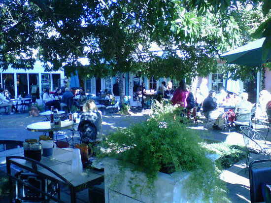 Panini Pete's Cafe & Bakeshoppe