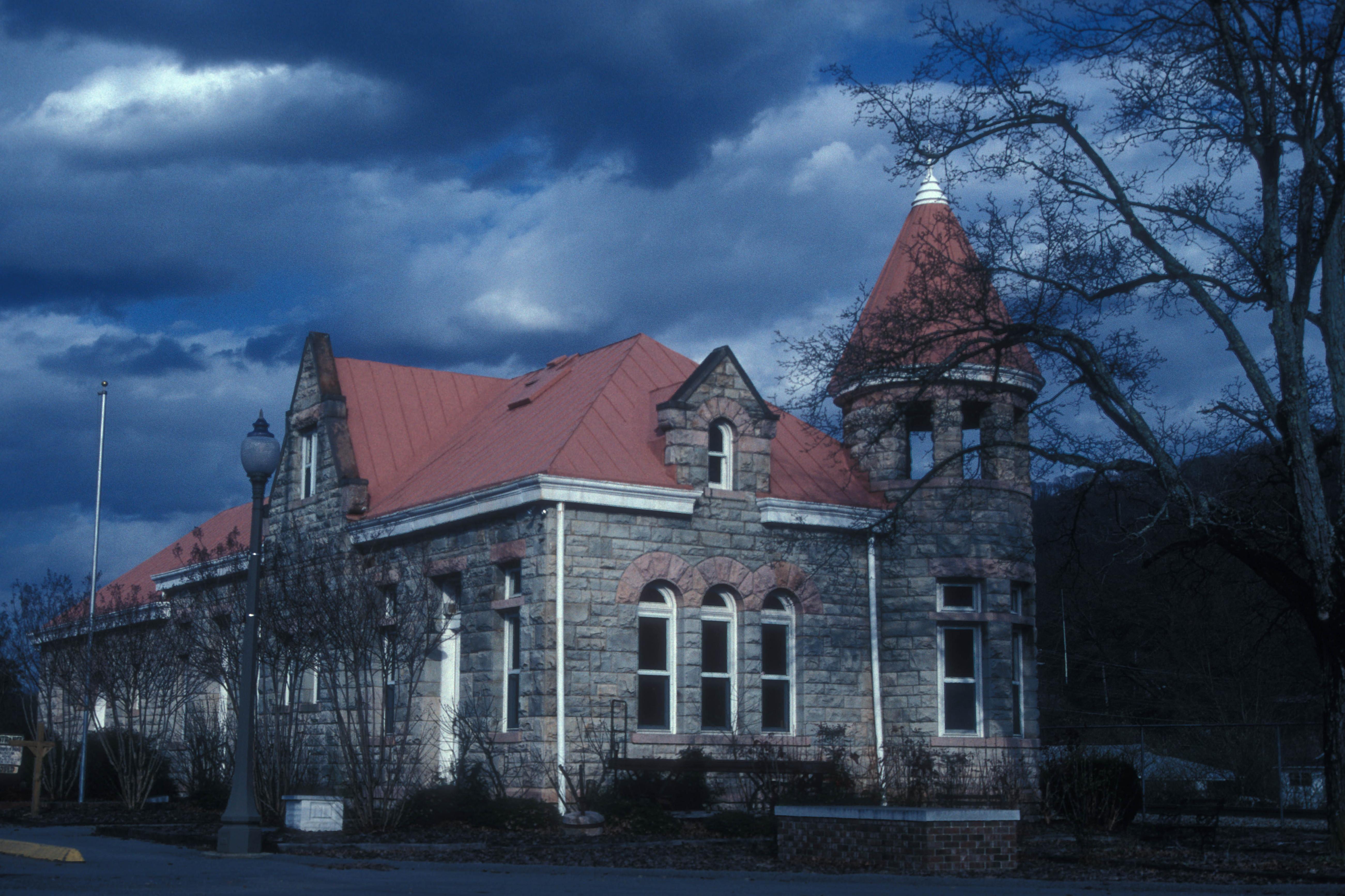 Fort Payne Depot and Museum