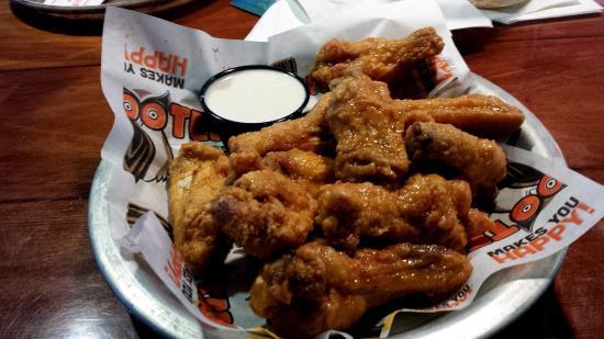 Hooters