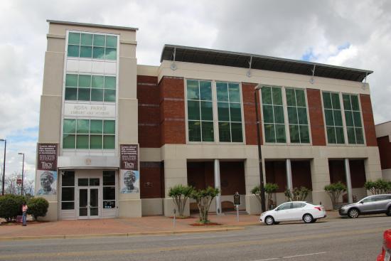 Rosa Parks Library and Museum