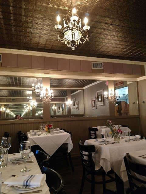 R Bistro & Pastry